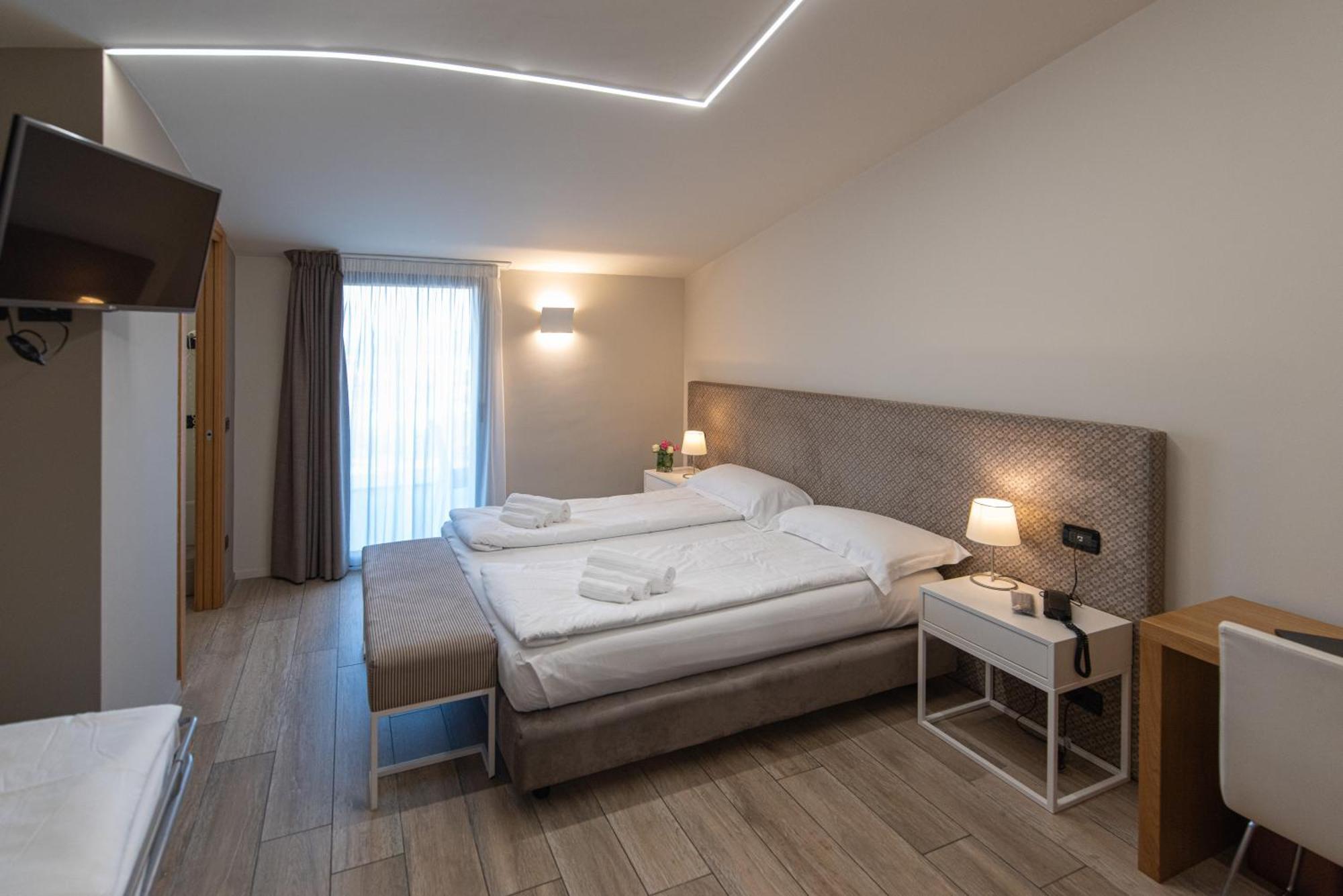 Ile Hotel Peschiera del Garda Exteriér fotografie